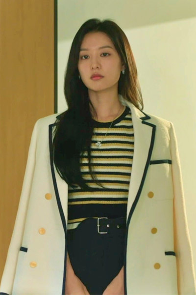 Kim ji won queen of tears outfits